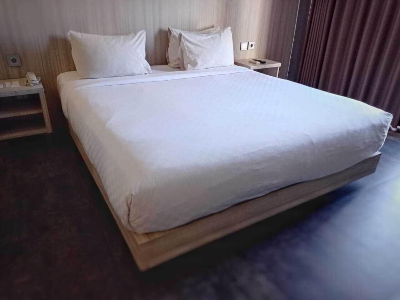 Grand Kolopaking Hotel Kebumen Экстерьер фото